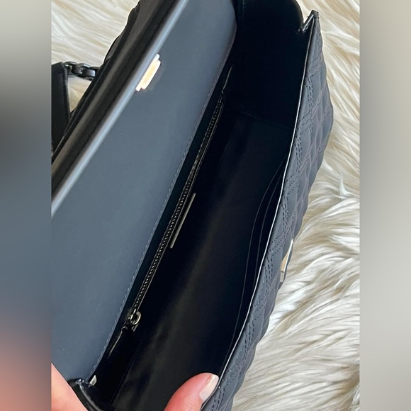 82559 - Tory Burch Fleming Matte Convertible Shoulder Bag - Picture 10 of 15